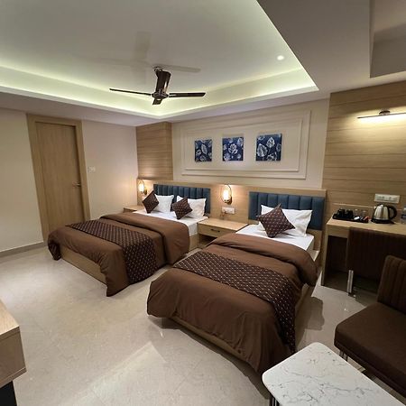 Hotel Sabera Siliguri Zewnętrze zdjęcie