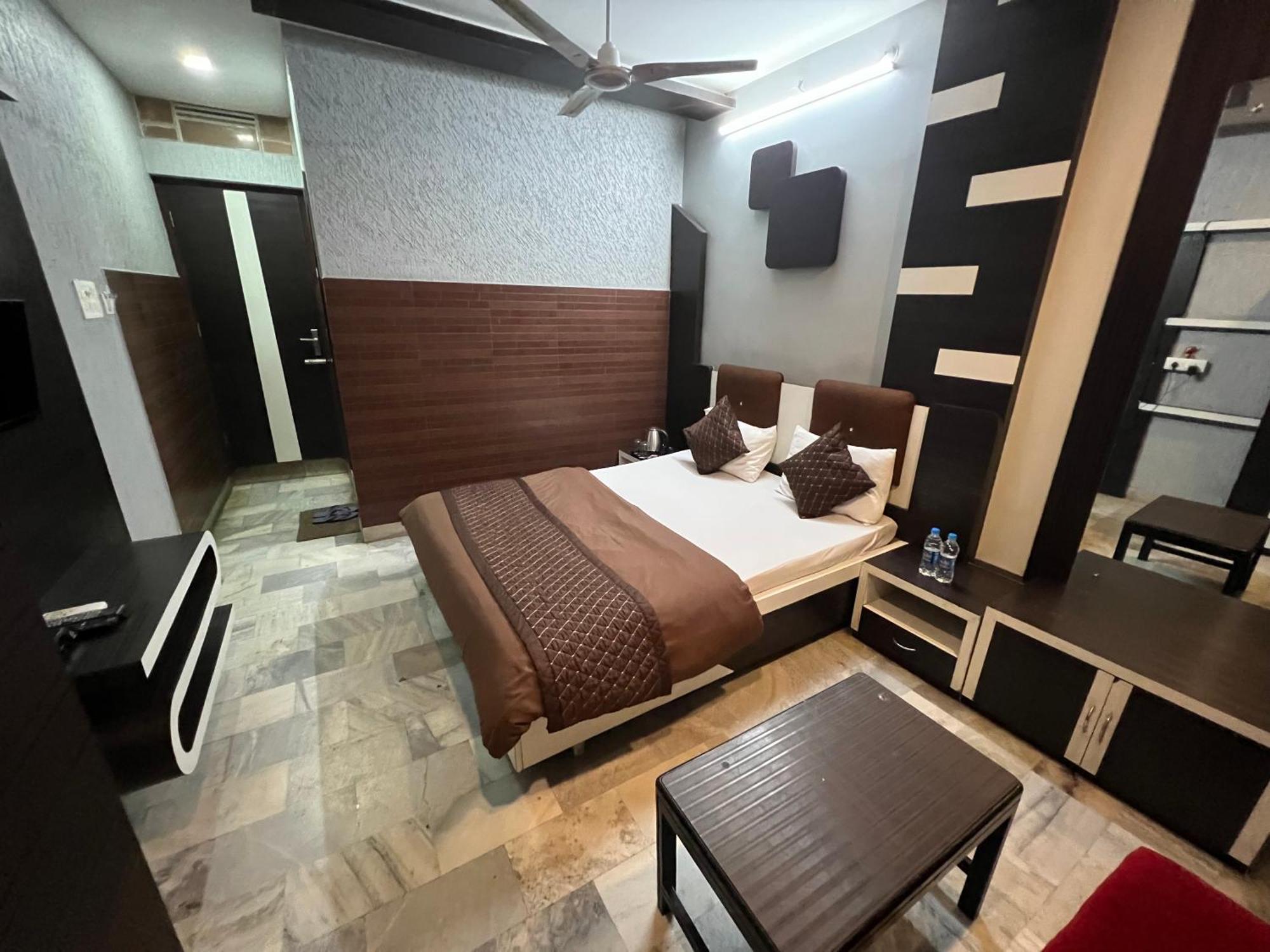 Hotel Sabera Siliguri Zewnętrze zdjęcie