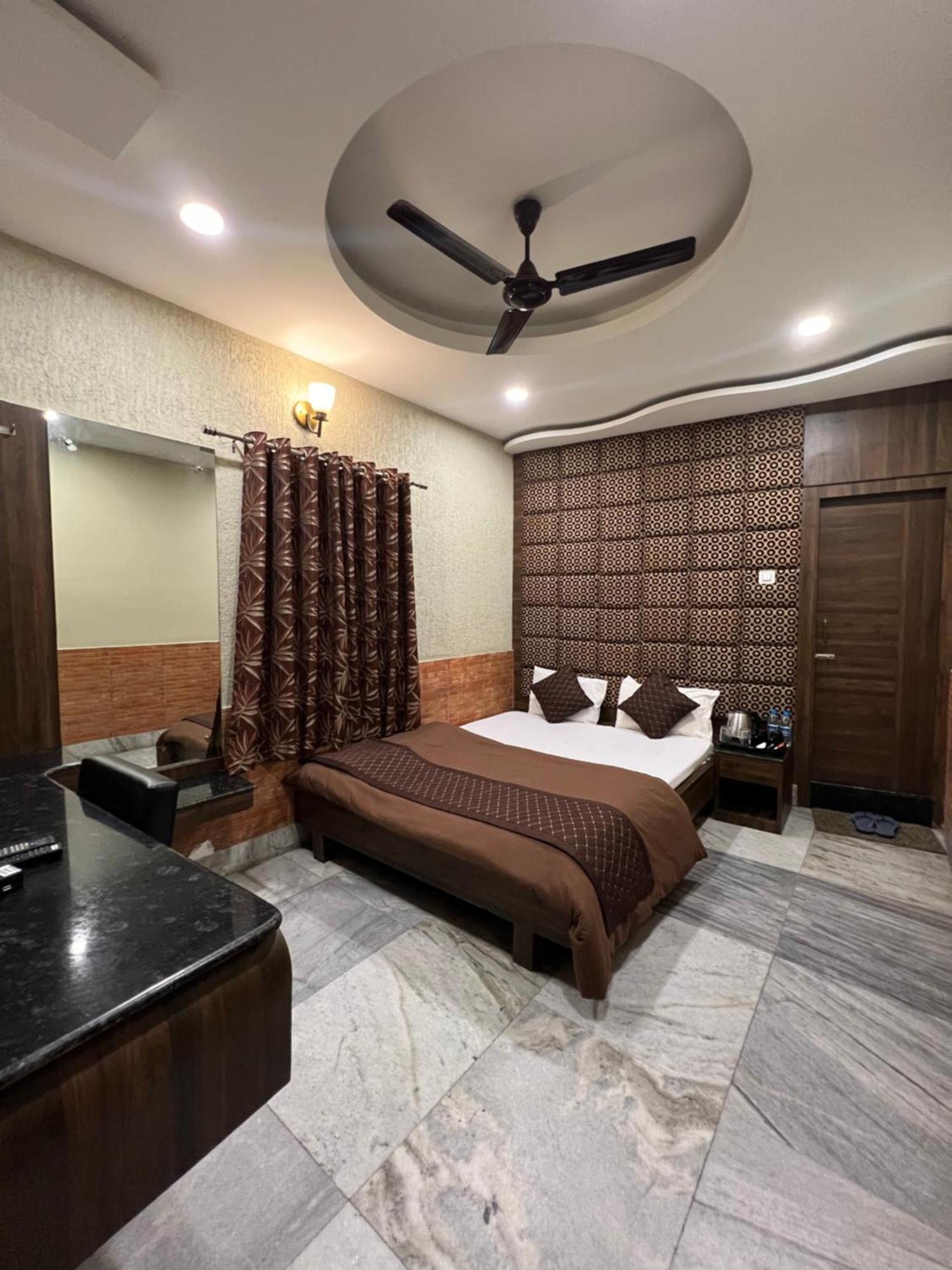 Hotel Sabera Siliguri Zewnętrze zdjęcie