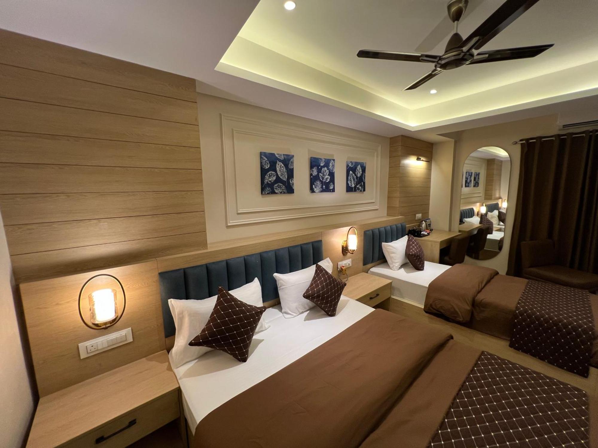 Hotel Sabera Siliguri Zewnętrze zdjęcie