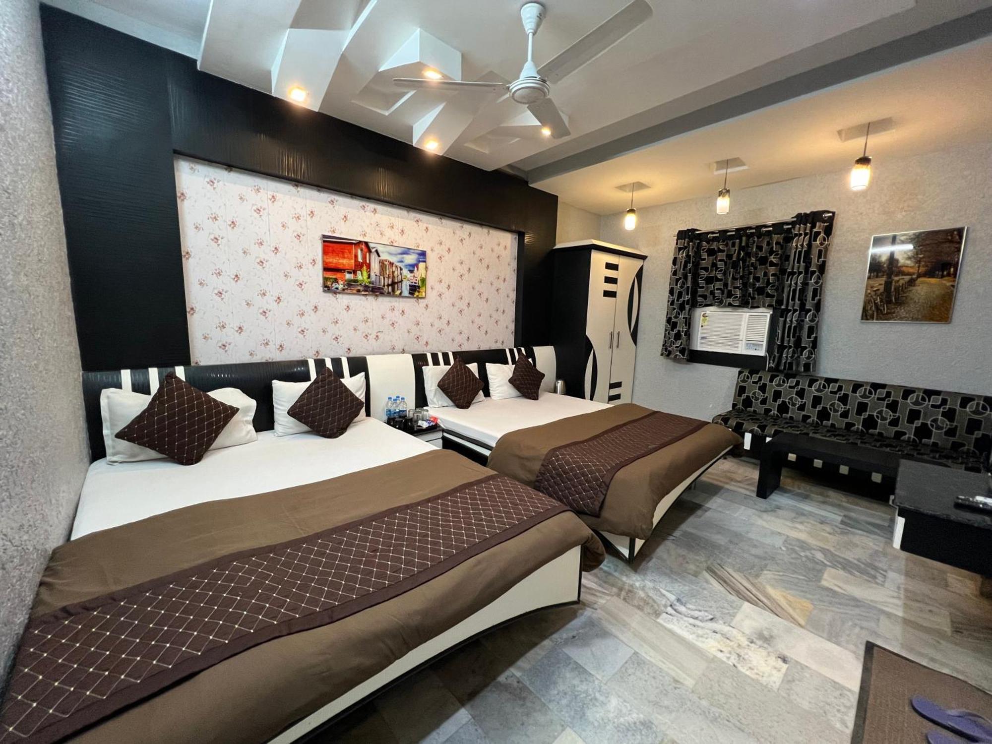 Hotel Sabera Siliguri Zewnętrze zdjęcie