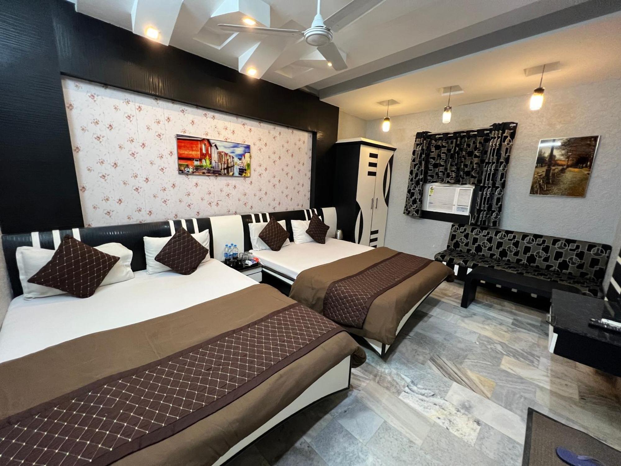 Hotel Sabera Siliguri Zewnętrze zdjęcie